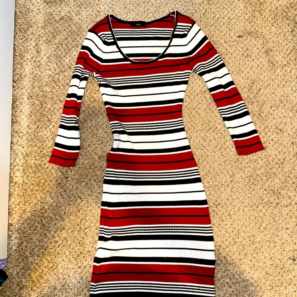 Women’s Red White and Black stripped Body-con mid length dress size Medium